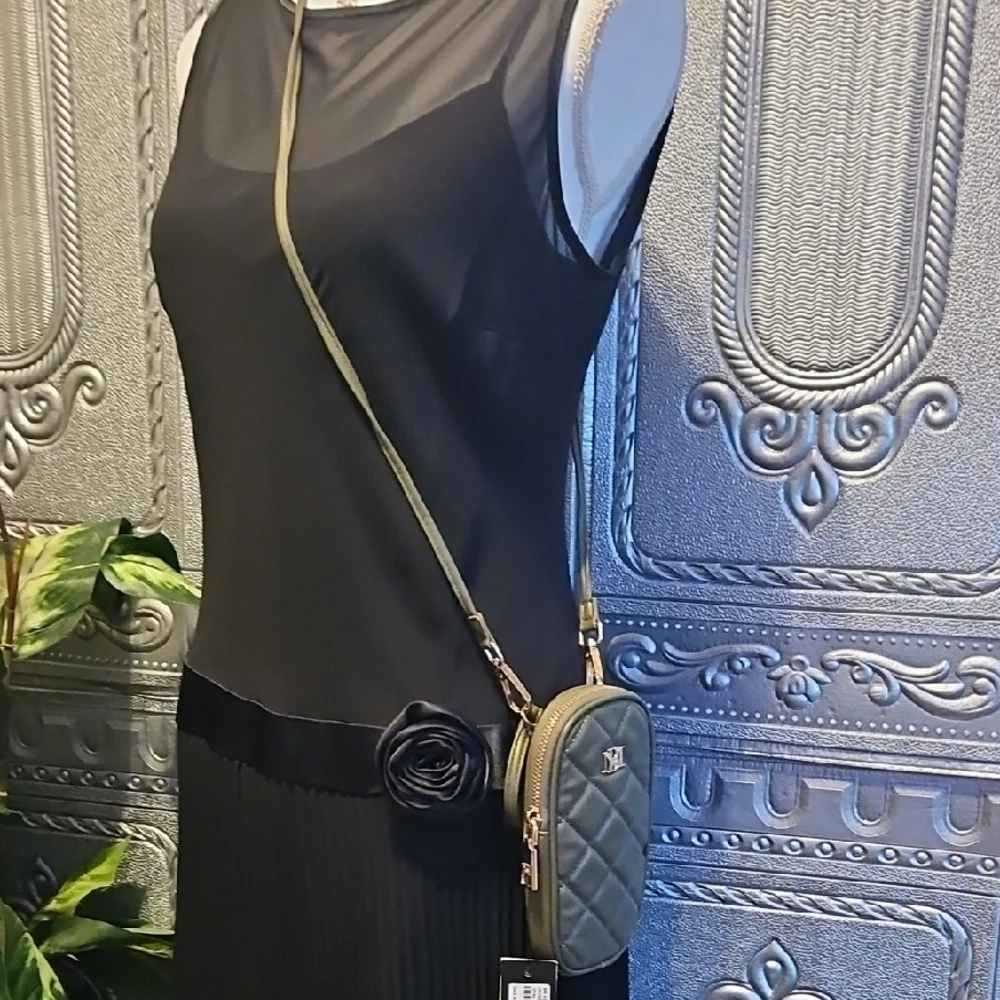 NWT - 3 Badgley Mischka Quilted Women's Bag Set - Red, Black, and Olive - Picture 11 of 16